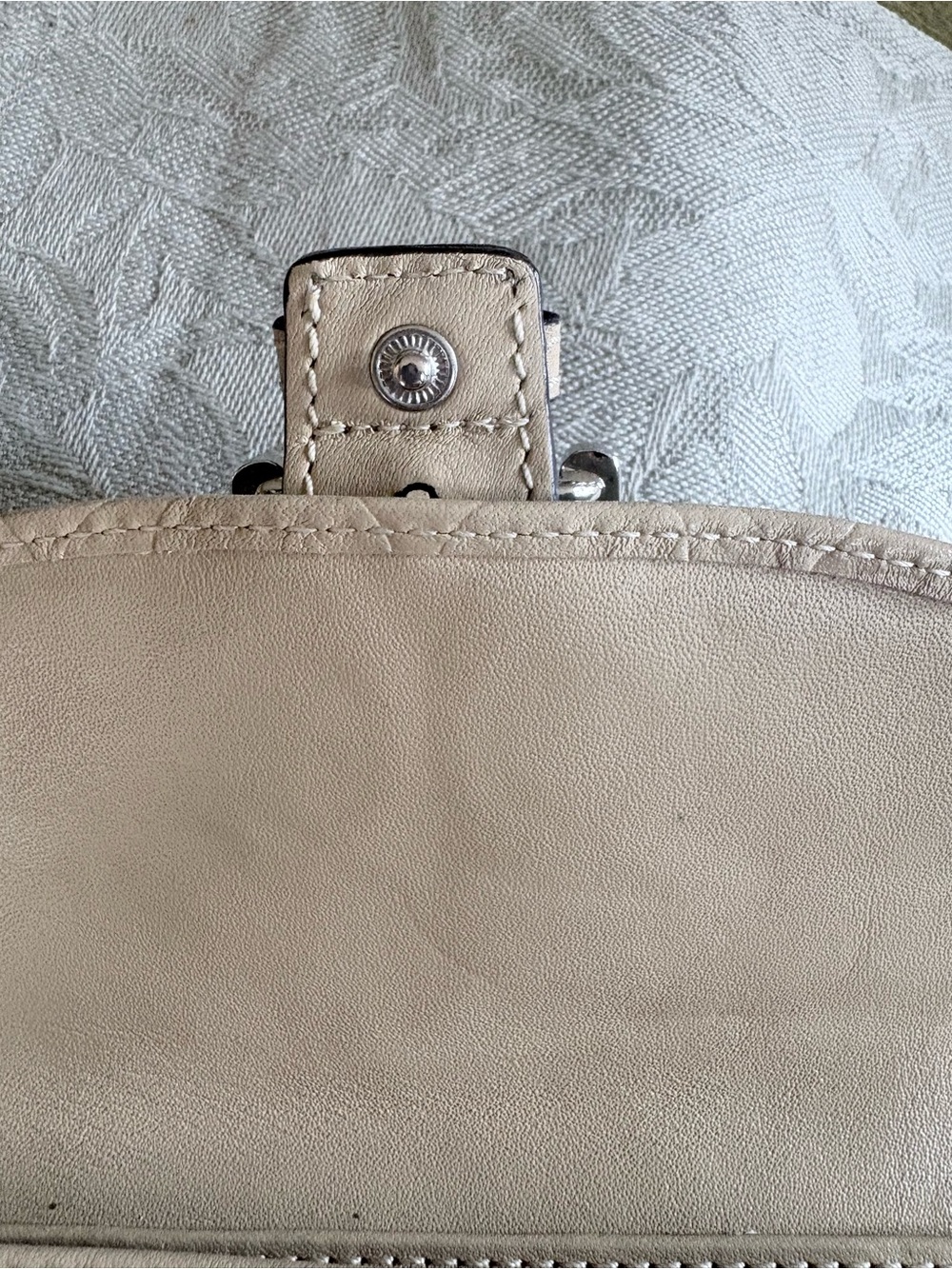 Coach  EMBOSSED PATENT LEATHER Wallet Limited Edition - LNC - Picture 14 of 15